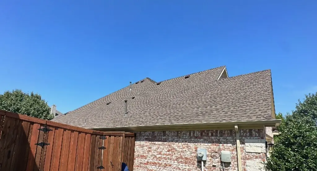 Completed roof replacement project in Iron Mountain